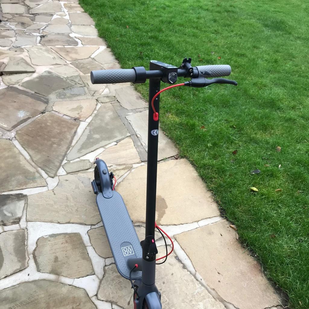 AOVO PRO M365 31kmph 10.5Ah electric scooter in SK10 Macclesfield for £