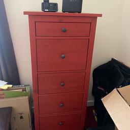 Immaculate condition tall chest of drawer