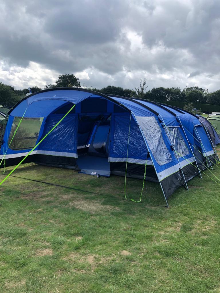 HI GEAR OASIS 8 PREMIUM STEEL POLE TENT in DY12 Wyre Forest for