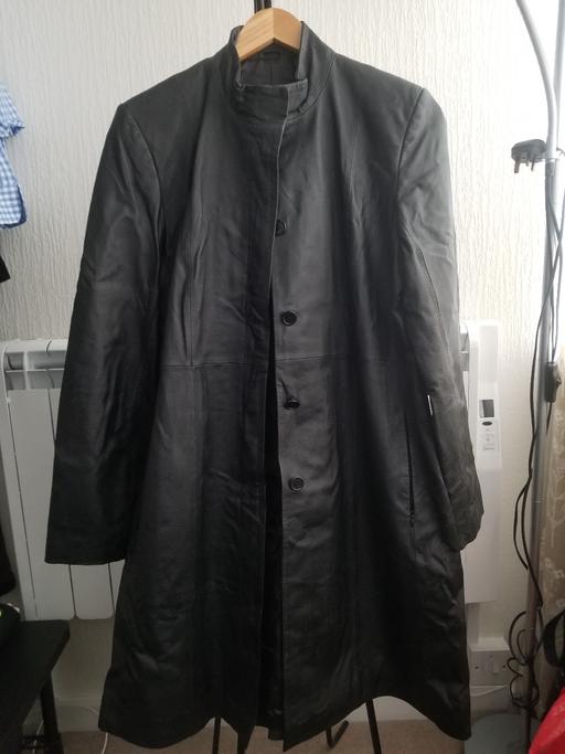 Buy & Sell South West London Nine Elms - South West London - Photos for NEW LOOK Leather Coat size 16 (Battersea)