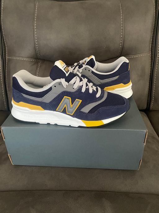 Buy & Sell East London Hackney Central - East London - Photos for New balance trainers