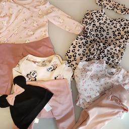 H&m baby girl 2-4mths sets
all worn once
Minnie/leopard/floral&bunny designs
bar 1 which is top and bottom others come with hat or headband
prices originally 7.99 -9.99 ech
