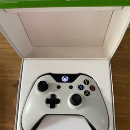 Selling my White Xbox One Controller,
Works as it should and comes boxed but the box belongs to a red controller!