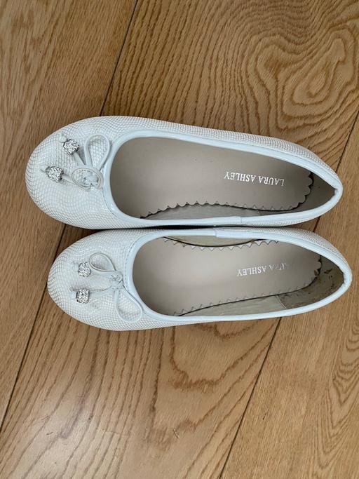 Buy & Sell East London Redbridge - East London - Photos for Girls slip on shoes