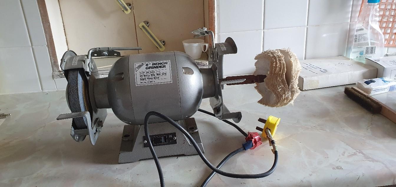 Hilka 6" Bench Grinder 370Watts in NW9 London for £50.00 for sale Shpock
