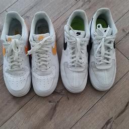 2 Paar Schuhe Nike Air Force 1 zum Verkauf!
Sind 2 oder 3 mal getragen, leider zu klein. Jeweils 50€, Neupreis war 99€ & 109€ Versand möglich.
