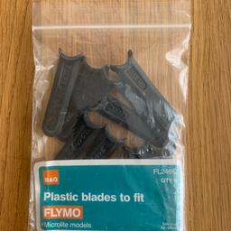 Plastic blades to fit Flymo. See pic for models. Pack of 10 blades. Collection from Carshalton. Can post for additional cost. Payment by bank transfer.