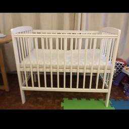 solid wood. mini cot mattress not available
size : L 105cm - W 56cm
changes height as the baby grows
smoke and pet free home
collection w3 6ng
dismantled but very easy to put together