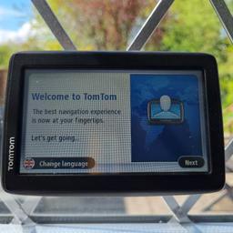 Tomtom Start 20 satnav.
Tomtom 4UUC5 RDS-TMC Traffic Receiver charging cable.
Carry case.
Excellent condition and perfect working order.
Free lifetime map updates.