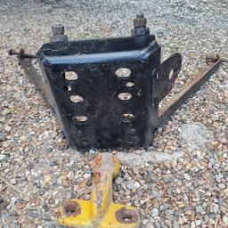 Landy disco 1 tow bar and ball.

Collection from Knockholt TN14.

Advertised on other sites.