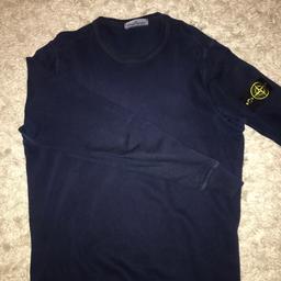 Men’s stone island jumper
medium 

Worn couple times

Good condition

£25 cash on collection 

£35 posted