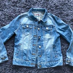 Jacket with sequins on pockets, just a couple missing
From smoke free home.
Cash on collection from Wainscott 
Advertised elsewhere