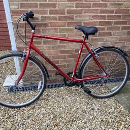 Bought brand new from Cycle King (Kettering Road) around a year ago.

22” frame size.

Selling for my dad, he’s used it a handful of times but due to lockdown lifting etc he won’t get the use out of it.

Collection Duston