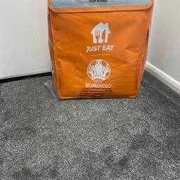Insulated delivery bag
Just eat

Brand new
Comes with original packaging 
Pick up only 
Rainham / Hornchurch