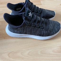 Adidas Tubular 

Size 5.5

Newcastle 

Can deliver or meet

Can post