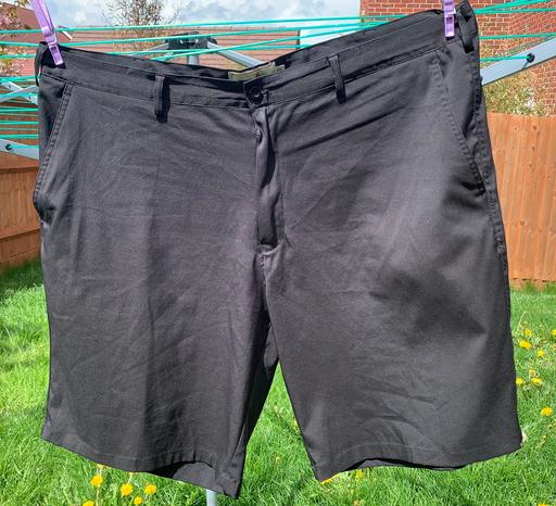 Buy & Sell North Northamptonshire Desborough - North Northamptonshire - Photos for Mens Black Woodworm Golfing Shorts 42w