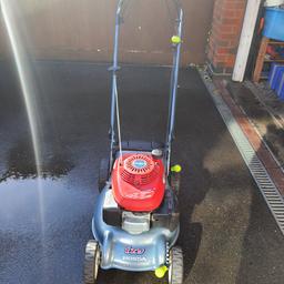 Honda izy petrol 16" self propelled lawnmower for sale. Brand new deck fitted. New oil, spark plug cleaned,  new air filter, new pull cord and blade sharpened.  Starts and runs as it should.