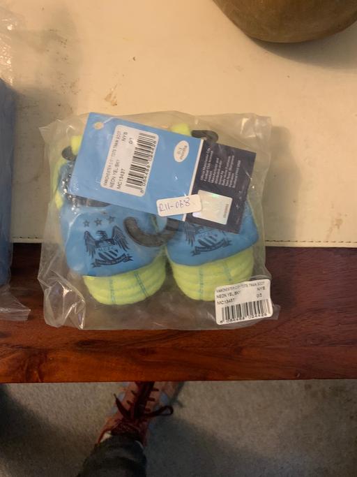 Buy & Sell Essex Southend-on-Sea - Photos for Man City baby booties 