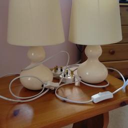 cream bedside lamps 
2x lamps