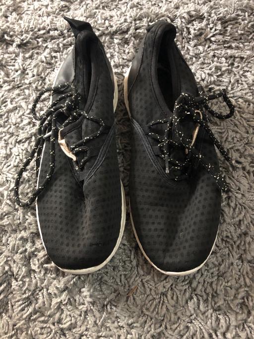 Buy & Sell West Midlands Sandwell - Photos for Black trainers size 4