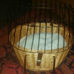 hi I have a new cat or dog basket bike carrier that fixes on to the front of the handle bars wants £10.00 on pick up only
