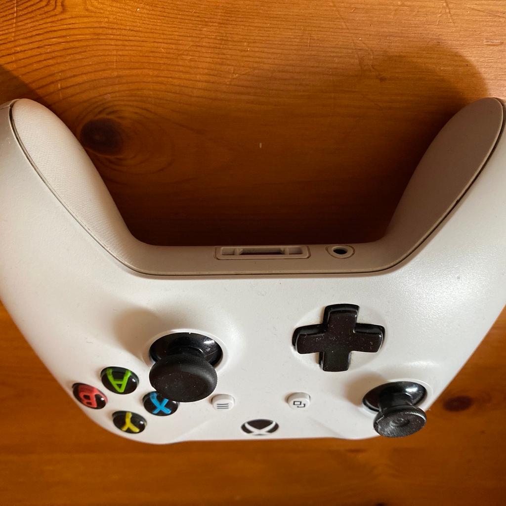 Xbox one controller spares or repairs in B31 Birmingham für 6,00 £ zum ...