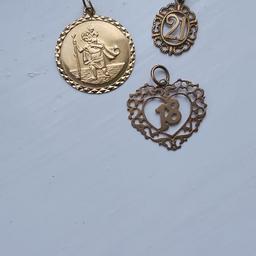 3 9ct gold pendants 18 ,21 & St Christopher all hallmarked. 
POST ONLY
PAYPAL ONLY
BUYER PAYS POSTAGE AND FEES
