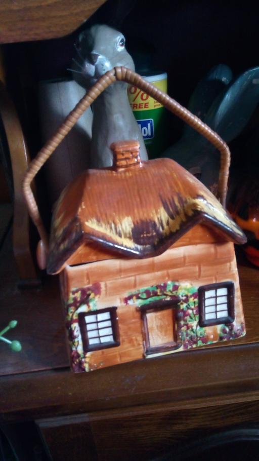 Buy & Sell Netherton Dudley - Photos for cottage tea biscuit barrel