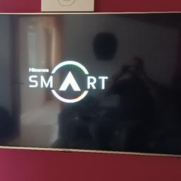 Verkauft wird ein Smart TV der tadellos und einwandfrei funktioniert. Der Smart TV ist ca. ein Jahr alt und sehr flach.