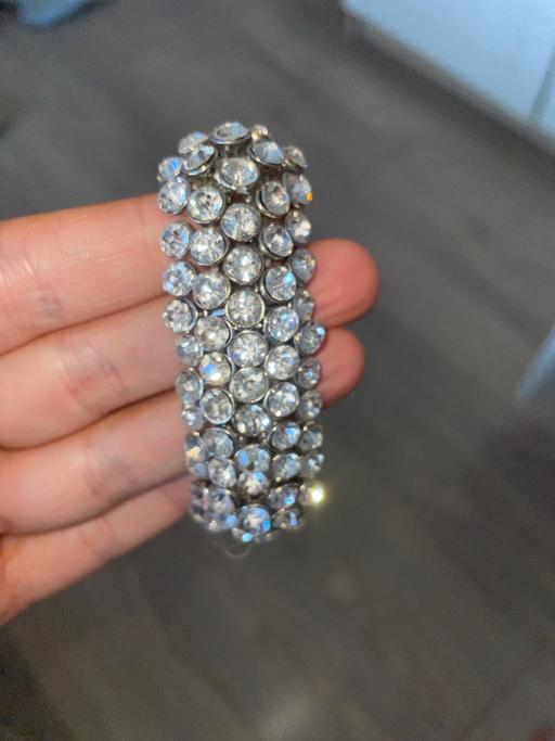Buy & Sell Merseyside Wirral - Photos for River island Diamanté bracelet
