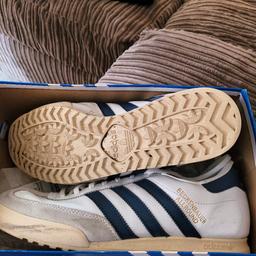 mens addidas beckenbauer trainers only worn a few times vry gd condition size 11 
collection only