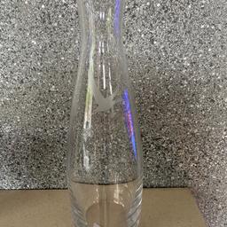 Grey Goose carafe
1 litre
New in box
Glass