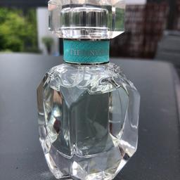 Tiffany & Co Tiffany Parfüm 30ml.
Die Verpackung ist leider nicht mehr vorhanden, allerdings ist das Parfüm unbenutzt.
Neupreis lag bei ca. 60€