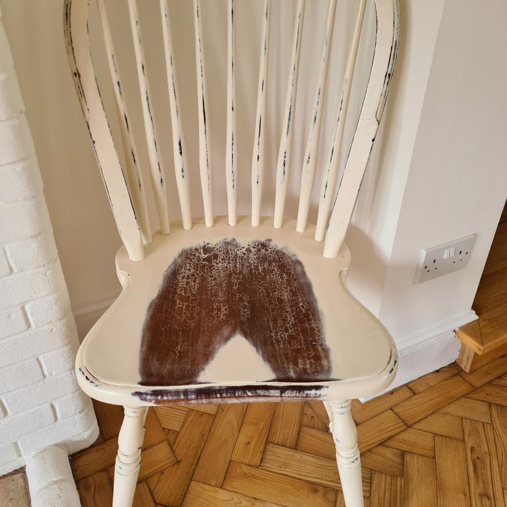 Bramley laura ashley dining table + 6 chairs in Chelmsford für £ 675,00