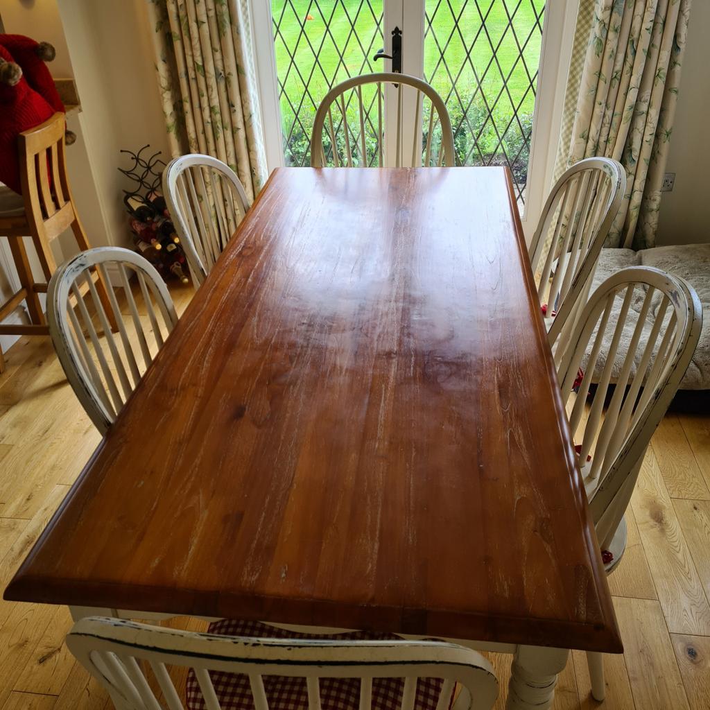 Bramley laura ashley dining table + 6 chairs in Chelmsford für £ 675,00