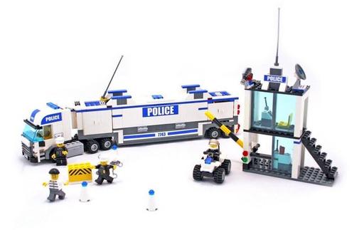 Buy & Sell Essex Thurrock - Essex - Photos for Lego city 7743