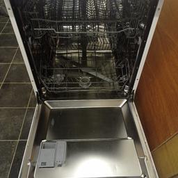 Bush dishwasher in excellent condition. Fully working. Need to sell as had a new kitchen refit.
