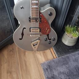 gretsch g2420 streamliner,immaculate condition ,can deliver by courier boxed up and packaging for £10