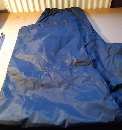 Buy & Sell Pembrokeshire - Wales Clarbeston Road - Pembrokeshire - Photos for Waterproof Navy Trousers - Size XL UK 