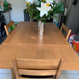Used dining set in lovely condition 
Table can extend from both ends and can sit 6 
Ideal when have guest around 
Extended size 90x160
Or 90x90 if not extended