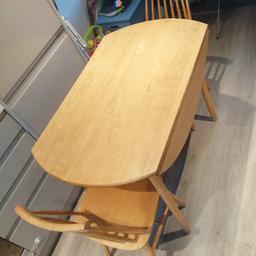 Light wood dining table which extends into a circle table. Comes with 2 matching dining table chairs

Great condition except chip on edging which is not visible once table extended. Easy to fix if needed

Need gone ASAP as my other table has been delivered this is why the price so low

Collection only