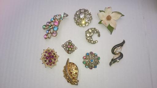 Classes West Yorkshire Wakefield - Photos for vintage brooches