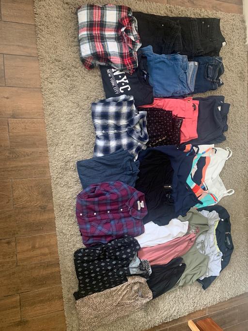 Buy & Sell West London Hillingdon - Photos for Women’s bundle