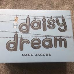 I’m selling here a brand new in box DAISY DREAM 50ml Eau de Toilette & 75ml Body Lotion & Uplifting Shower Gel.
Currently selling on Amazon for £67.14.
Will post 1st Class Signed For.
Any questions please ask.