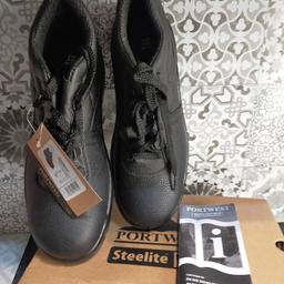 Brand New With Tags and Box
Portwest Safety Boots
Black
Size 8
Smoke/ Pet Free Home