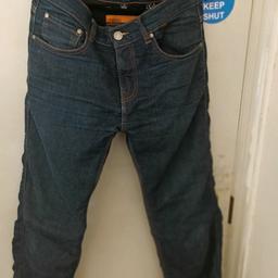 Genuine Richa Kevlar motorcycle jeans
Barely worn, doesn't fit me anymore
Removable armour on knees and hips
Size: W30/32L