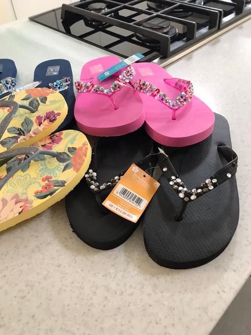 Buy & Sell Warwickshire Nuneaton and Bedworth - Photos for Ladies flip flops 🩴