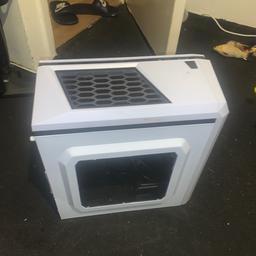 Free pc case in poor condition. Need it gone, nothing Inside just the interface connectors