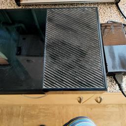 Xbox 1 spares or repair,
turns on,controllers difficult to connect, games run slow, easy fix for someone , bought a new x version so this must go,