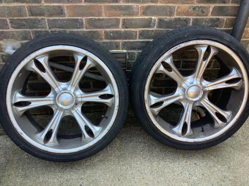 Vehicles Tyne and Wear Newcastle upon Tyne - Photos for Range Rover 22inch alloys